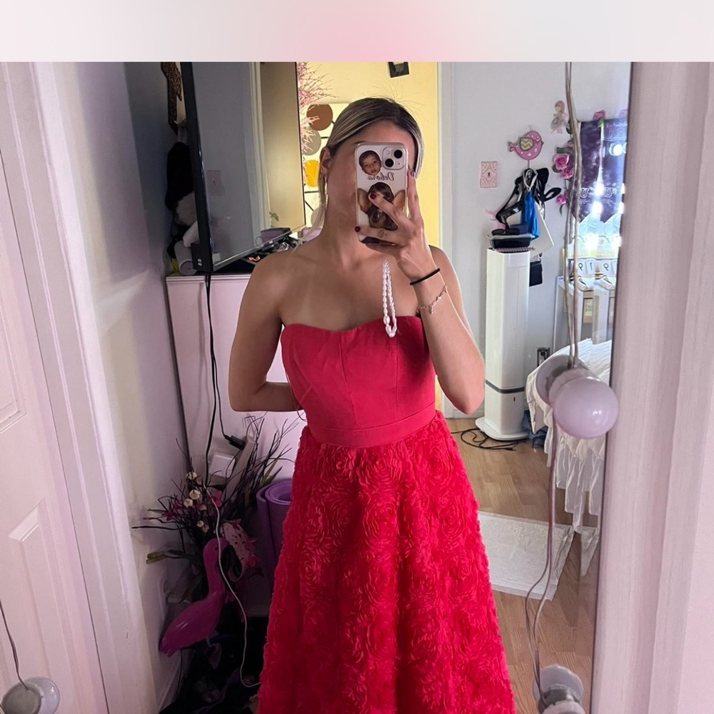 Elegant Strapless Red Dress